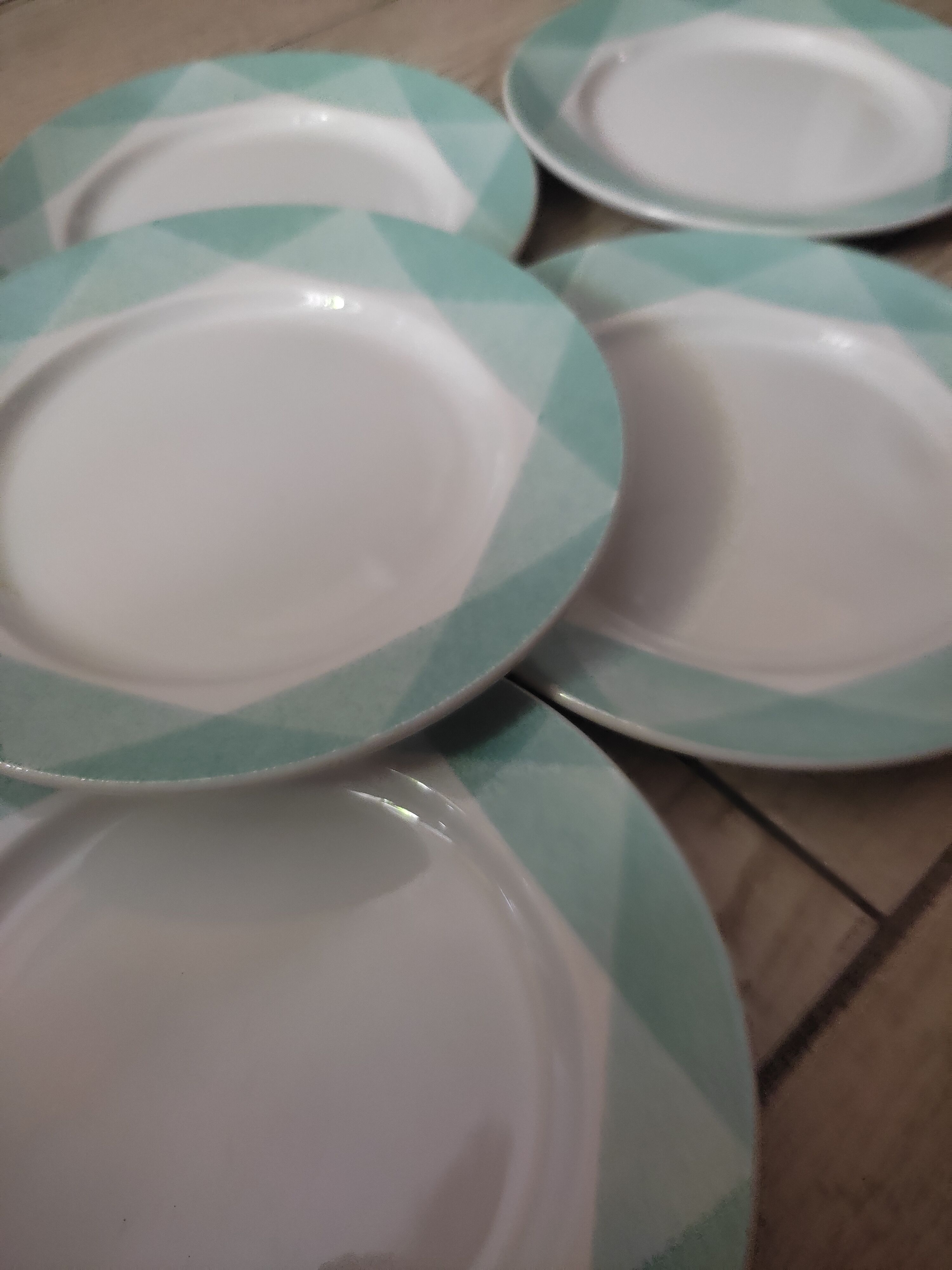 6 retro dessert plates in earthenware