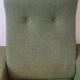 Fauteuil vintage style scandinave tissu vert
