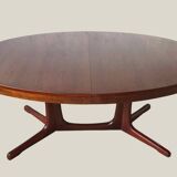 Oval extendable table designed 1960 Baumann style