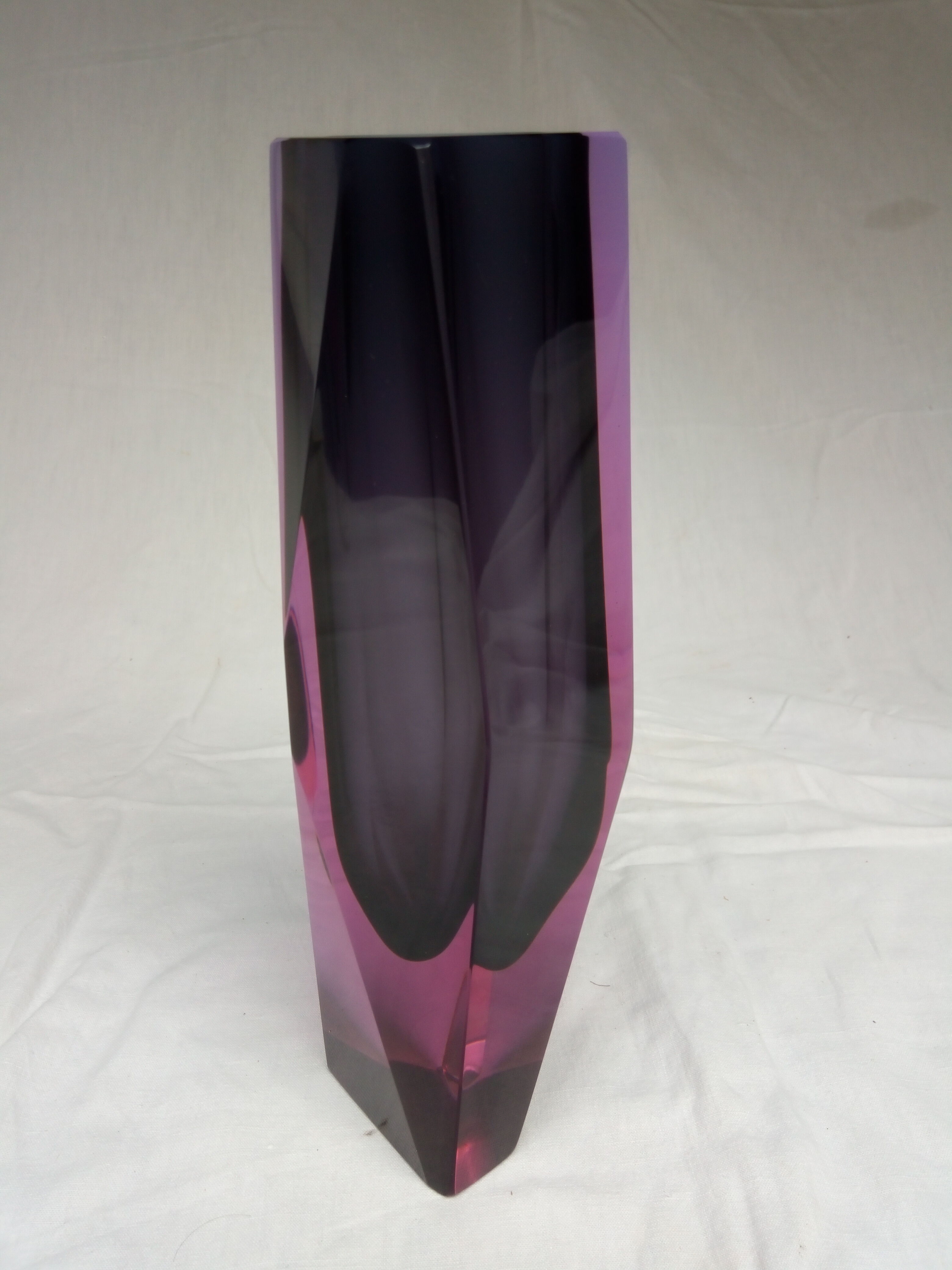 Faceted vase 80s Murano