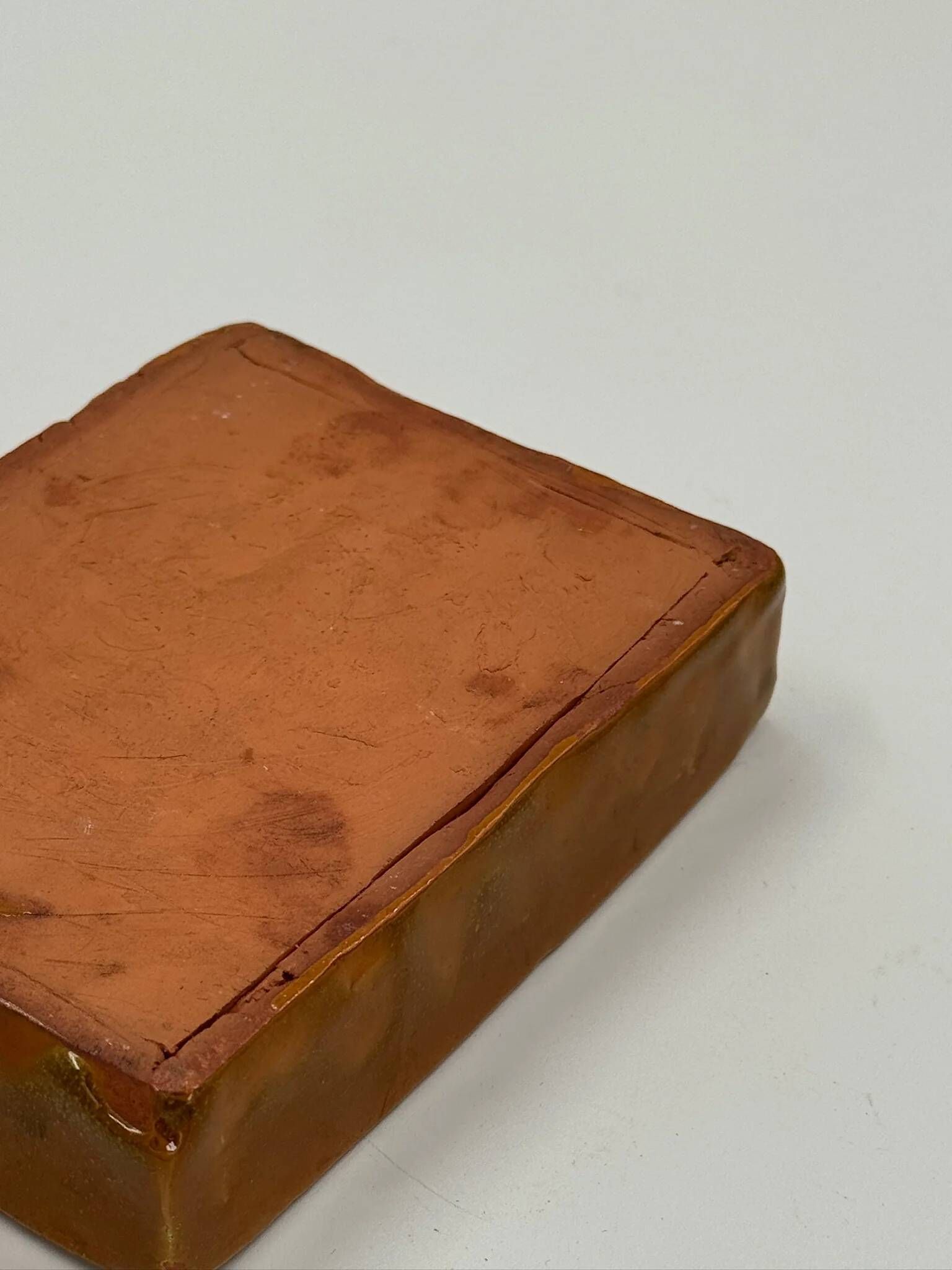 Vide-poche vintage en céramique émaillée ambrée