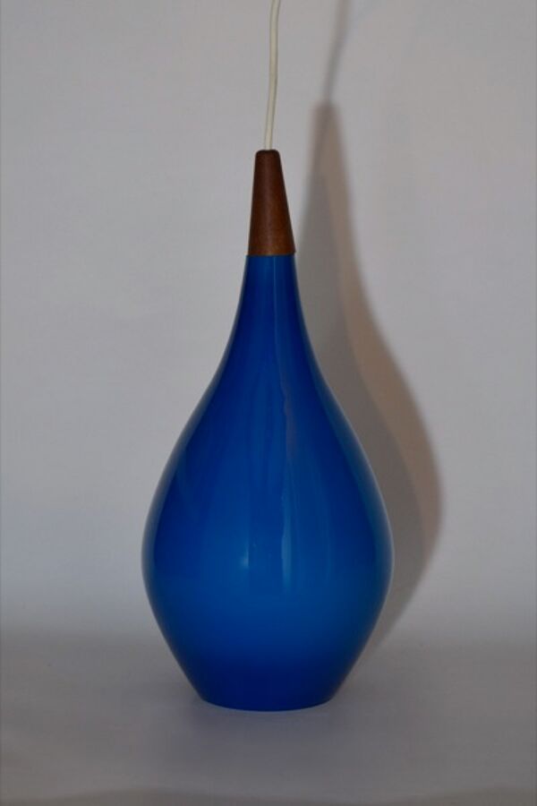 Suspension Holmegaard  grand modele en verre soufflé bleu et teck, Danemark, Poulsen