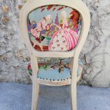 Duo of chairs medallions