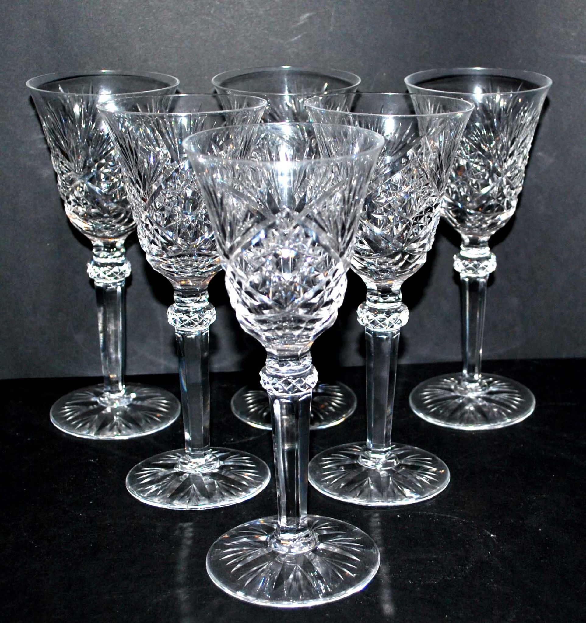 Series of 6 wine glasses in diamond cut crystal Lemberg or Saint-Louis 18cm