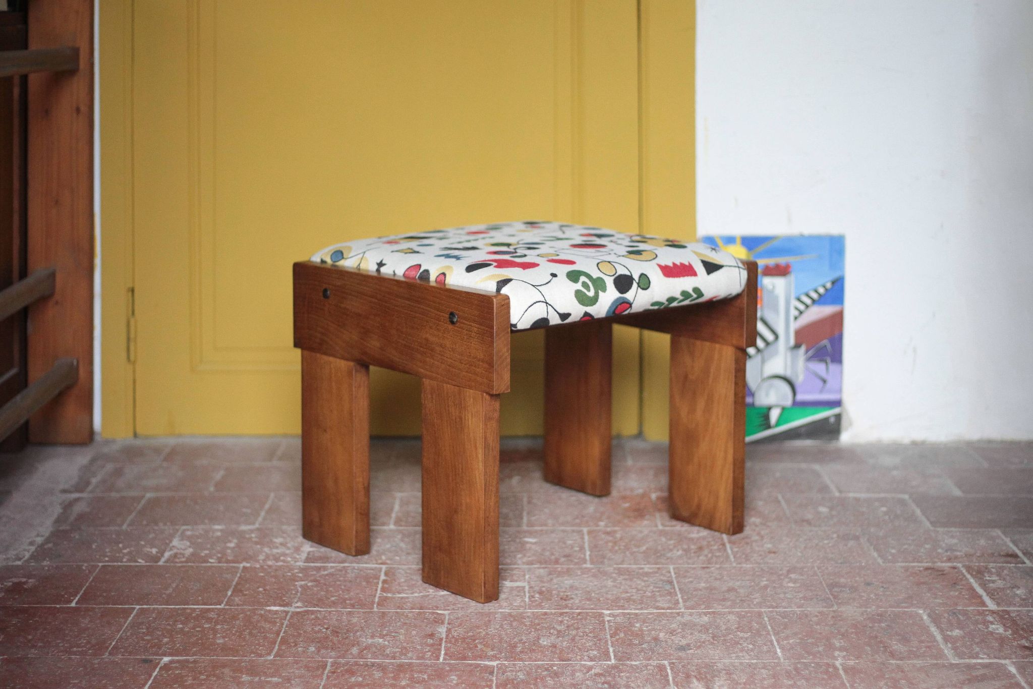 Set of 3 beech wood stools with fabric upholstery in the style of Miro.