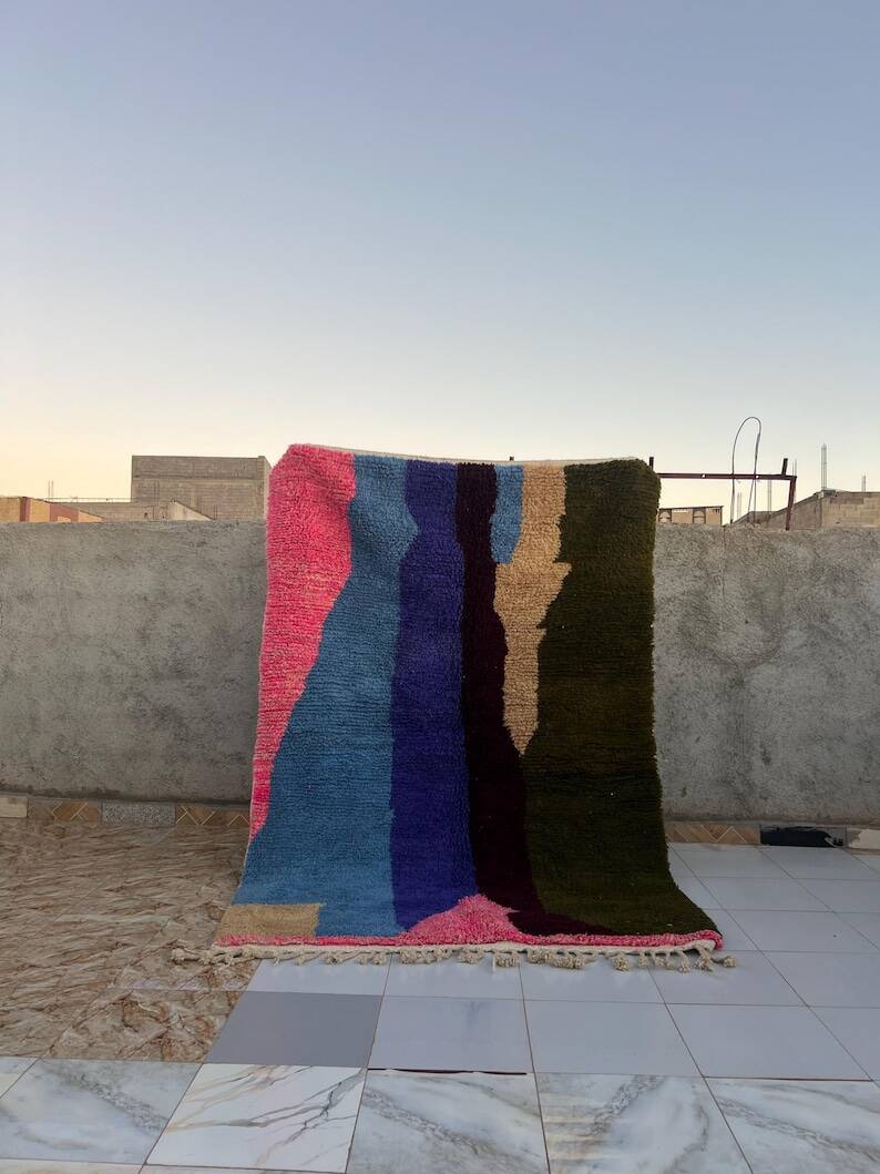 Handcrafted Berber rug in pure wool, size 150 x 260 cm