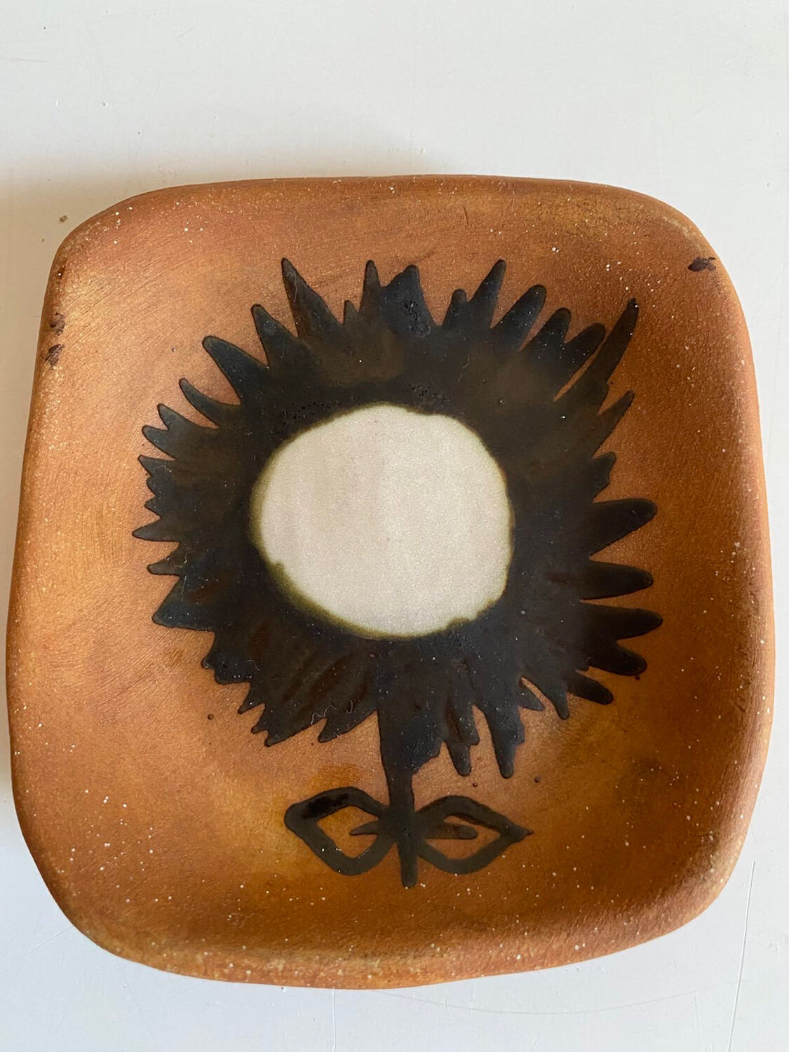 Vintage ceramic plate flower