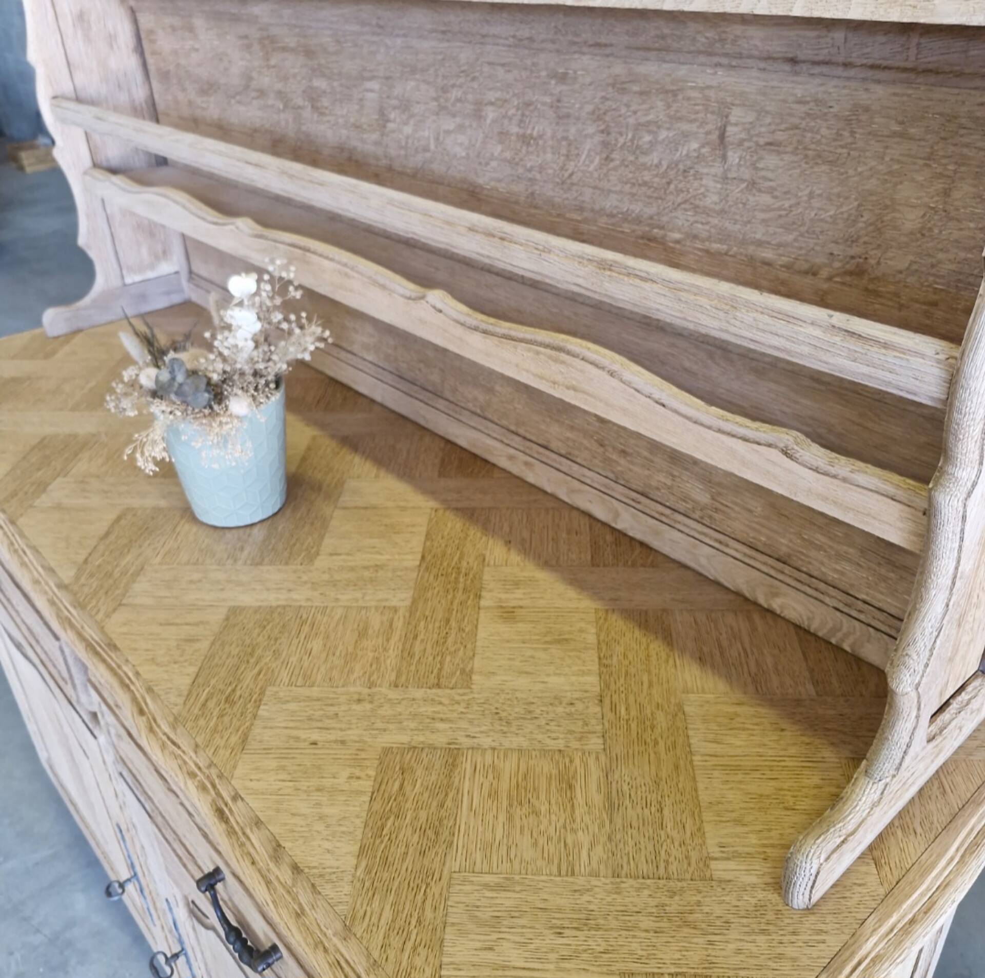 Oak sideboard fully sandblasted and varnished.