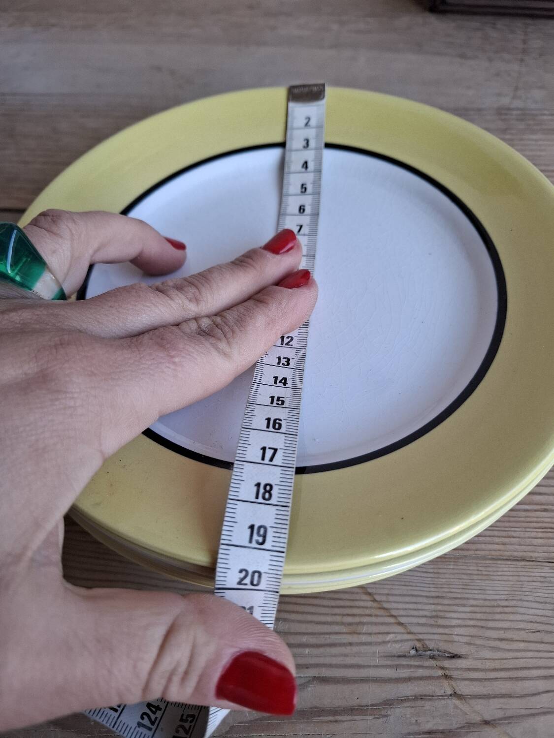 7 vintage l'amandinoise dessert plates