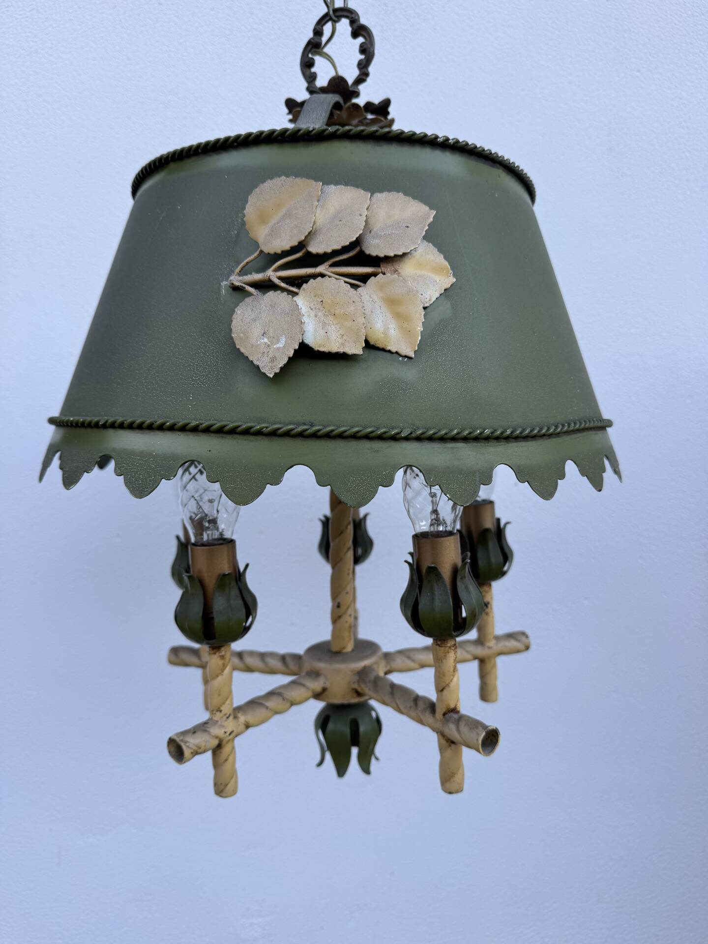 Florentine style chandelier Hollywood Regency 1960s