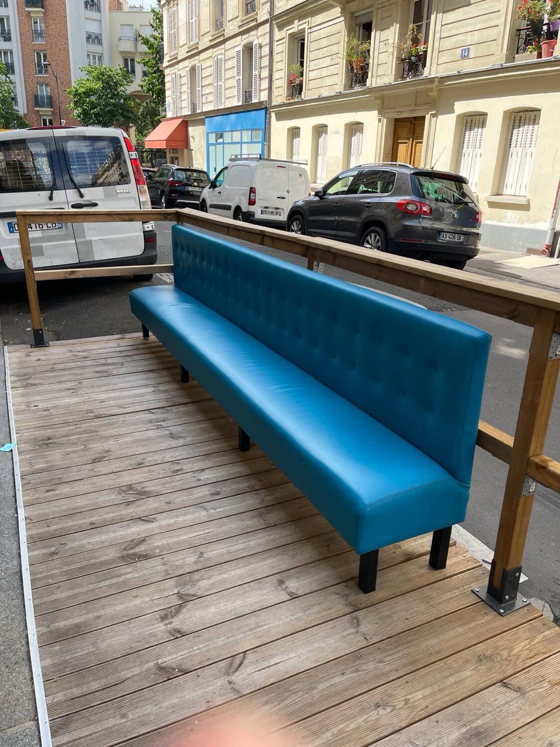 Restaurant bench
