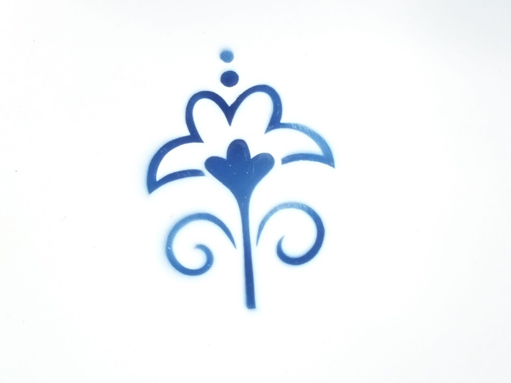 Metal enamelled plate