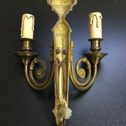 Applique en bronze de style Louis XVI à 2 lumières