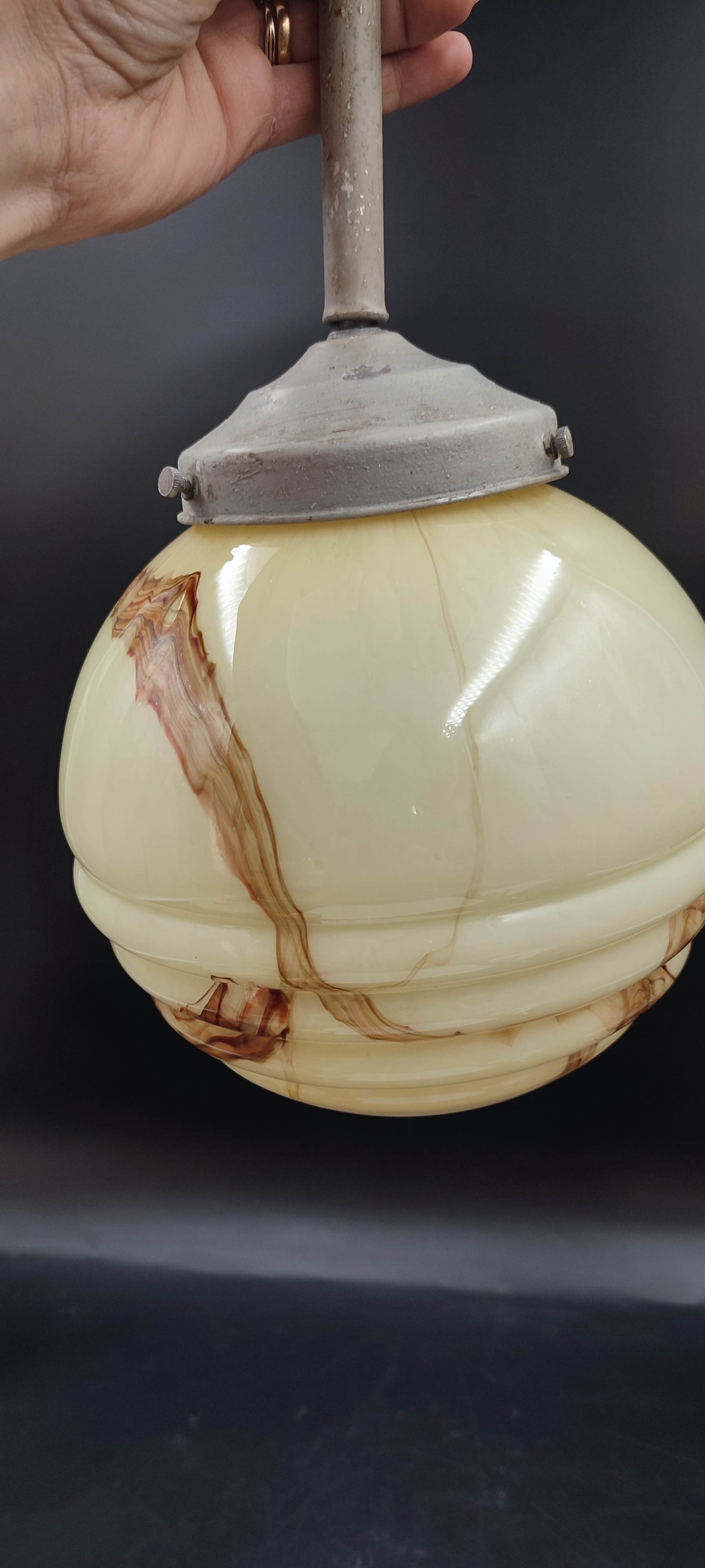 Suspension globe verre marbré moucheté art-déco