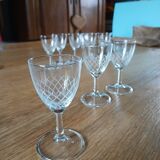 8 small vintage liqueur glasses