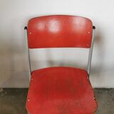 Set de 14 chaises vintages empilables