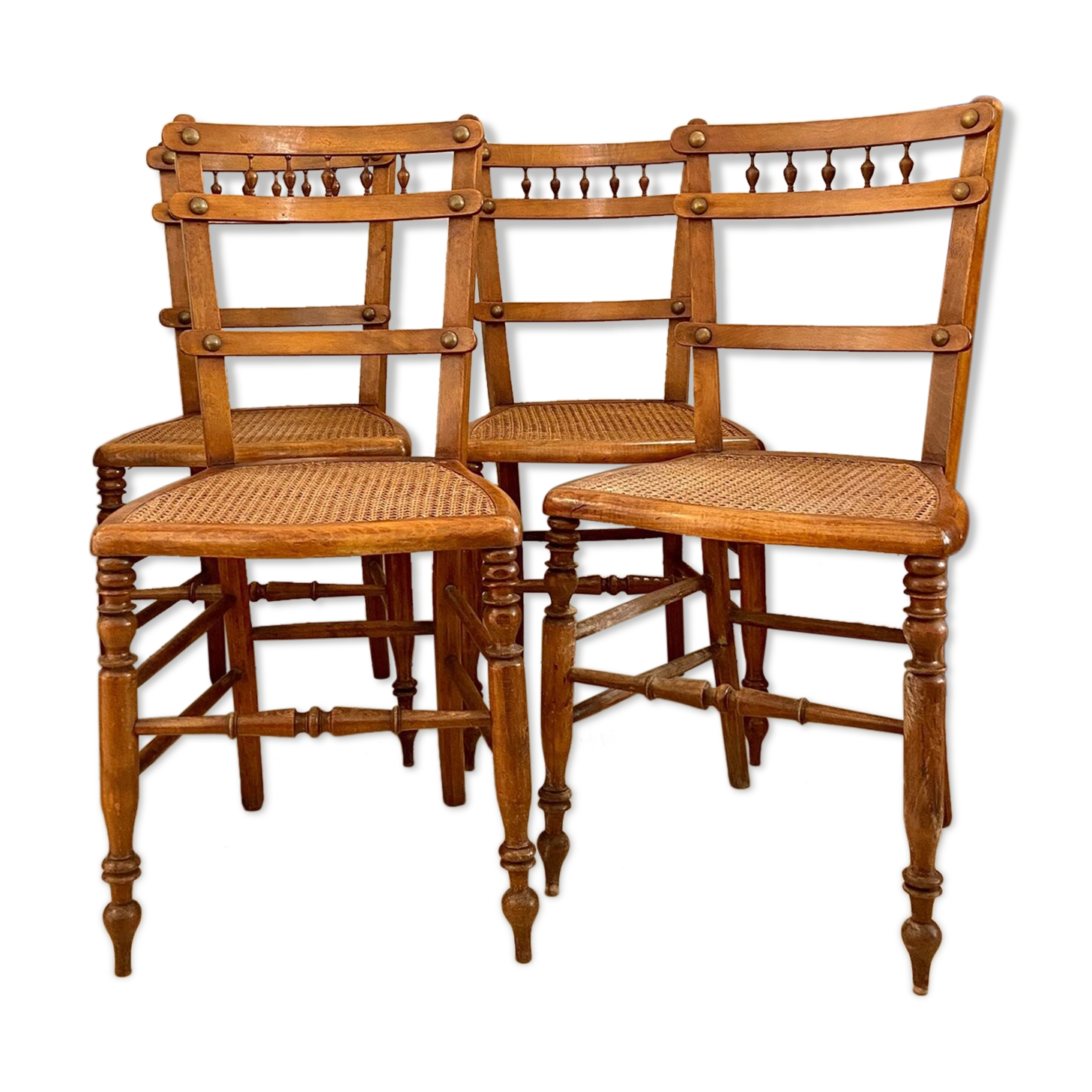 4 chaises en bois et cannage