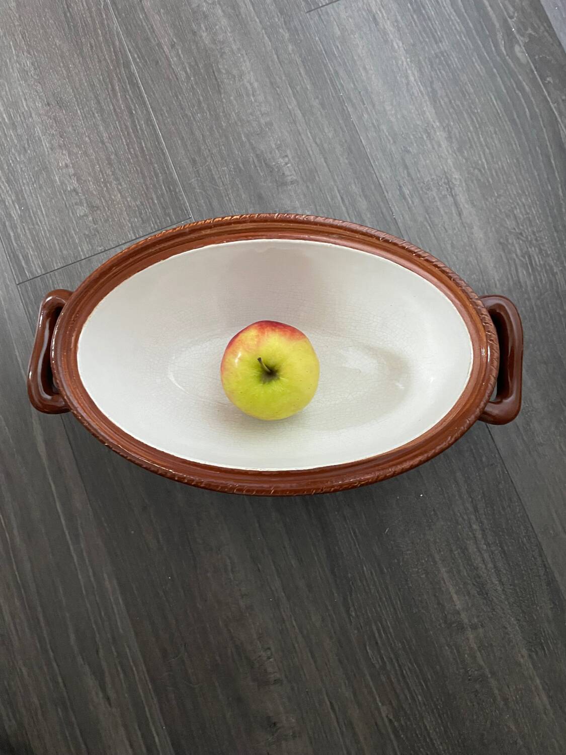 Soupière ou légumière en barbotine (numérotée) des années 50