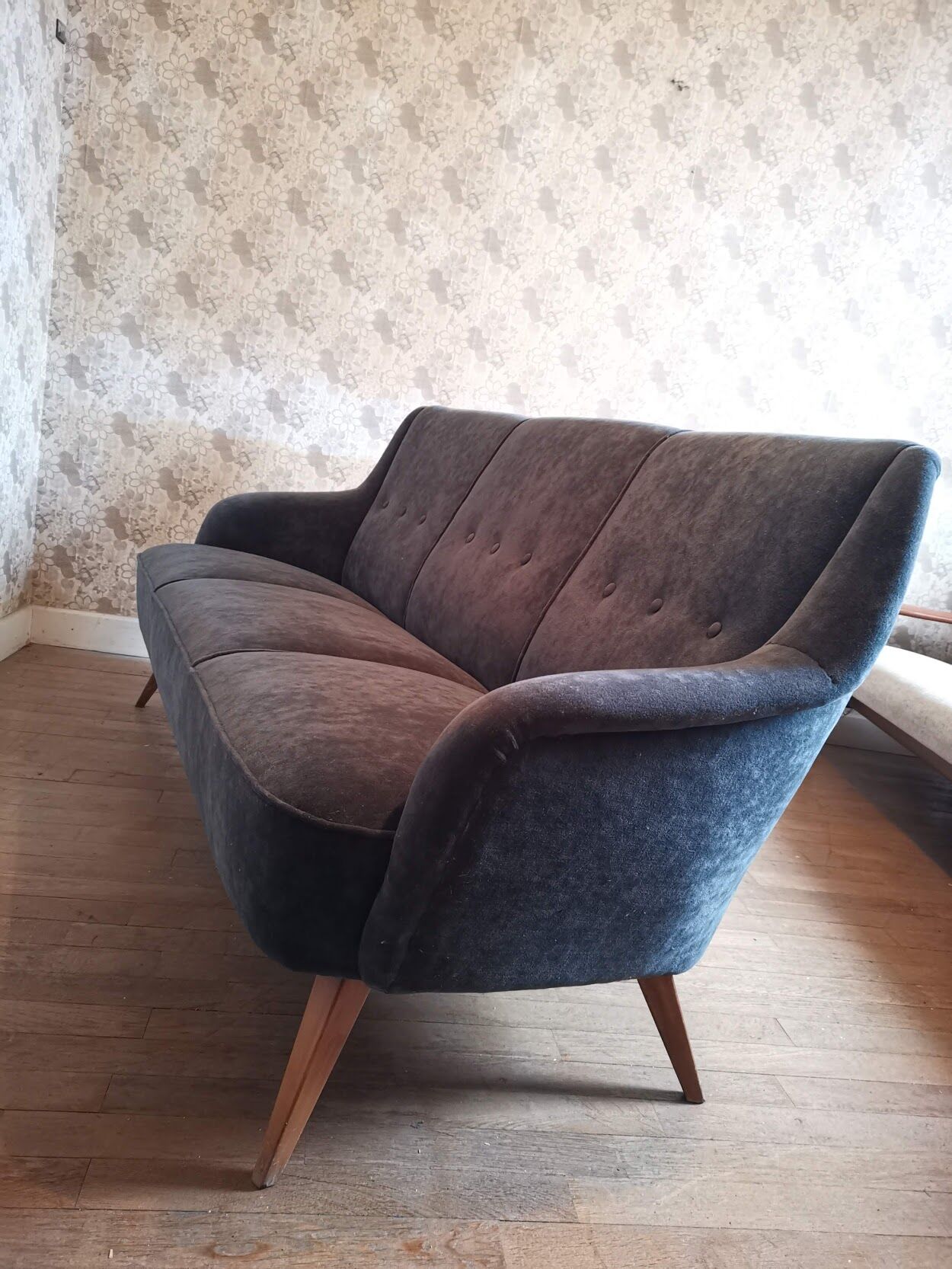 3 seater sofa 50s 60s gray velvet