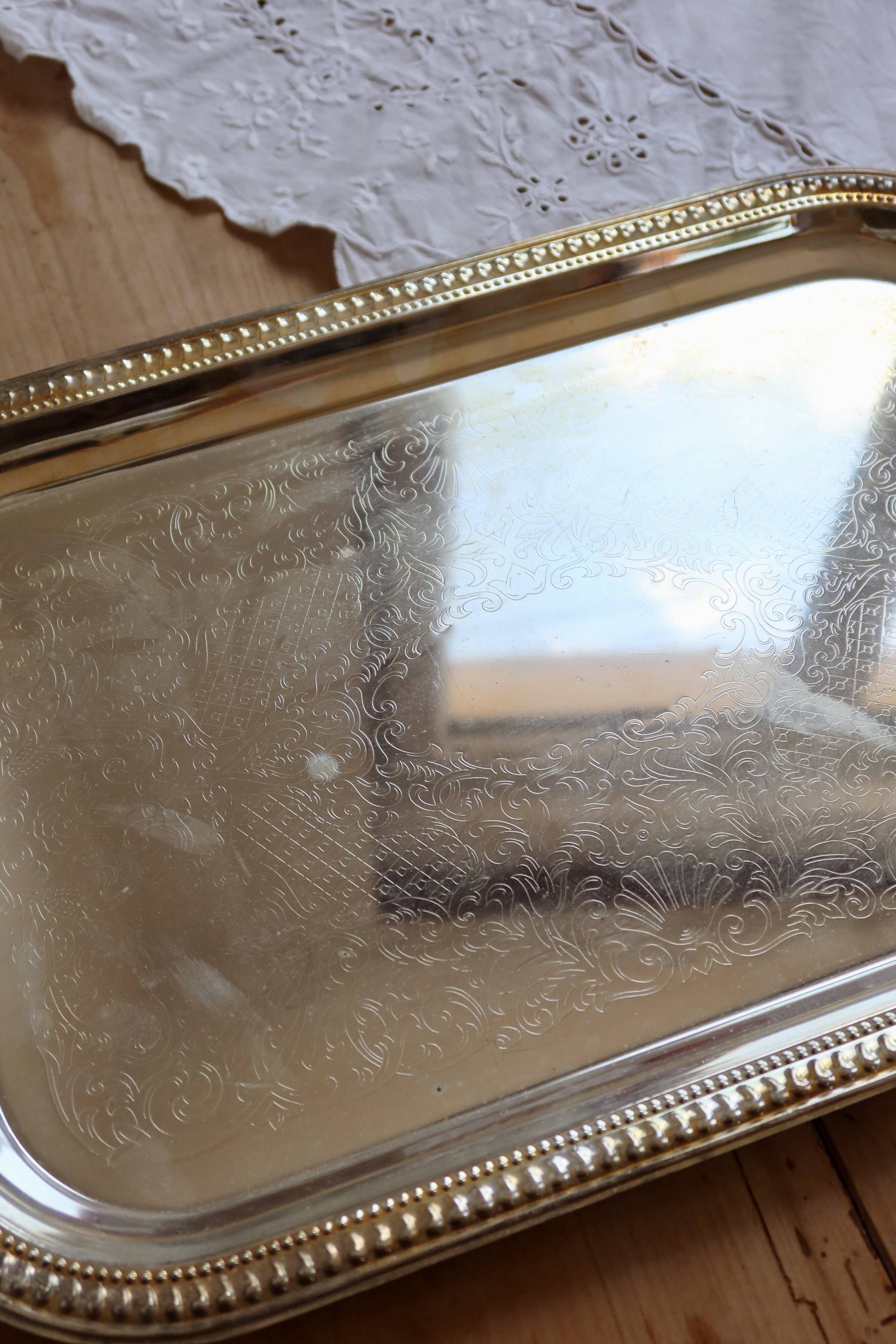 Vintage silver-plated rectangular serving tray – Engraved decoration