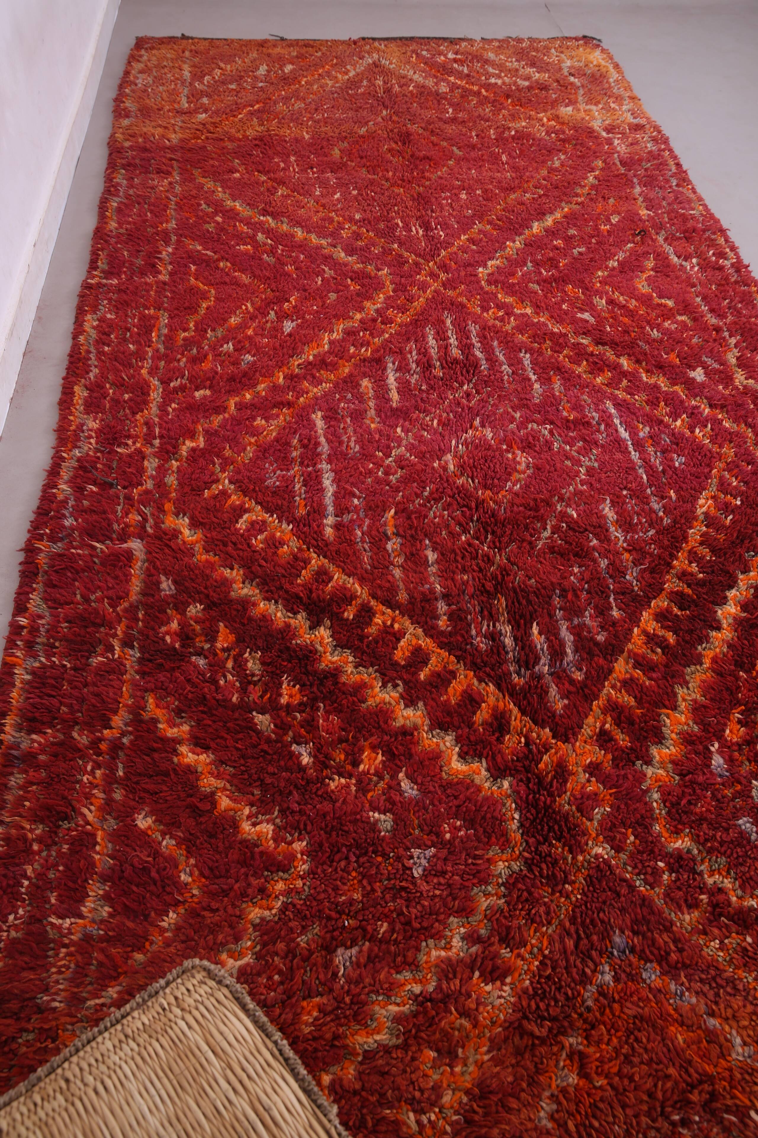 Red Vintage Moroccan Rug 193 x 400 cm - Berber Wool Rug - Handmade Rug Boho