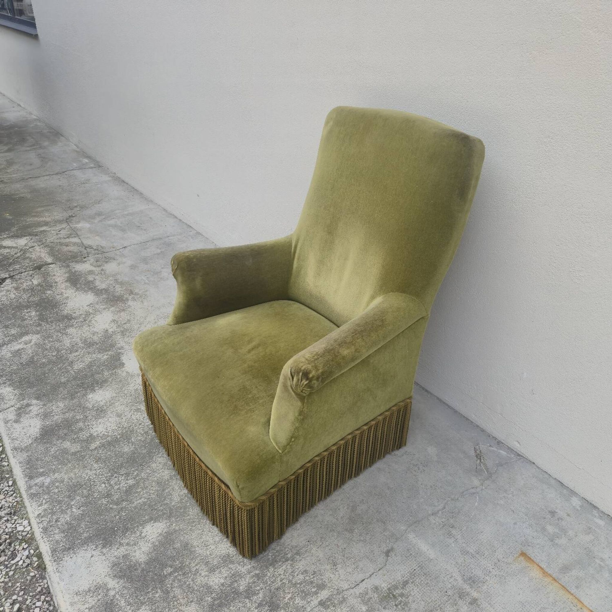 Fauteuil crapaud en velours d'époque napoléon III 19éme