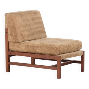 fauteuil en bois recouvert