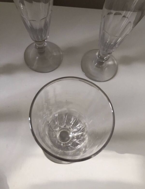 Ensemble 5 flûtes ancienne cristal Baccarat Saint Louis ? XIX