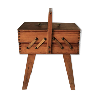 Wood sewing basket