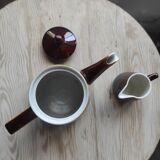 Coffee maker and milk jug