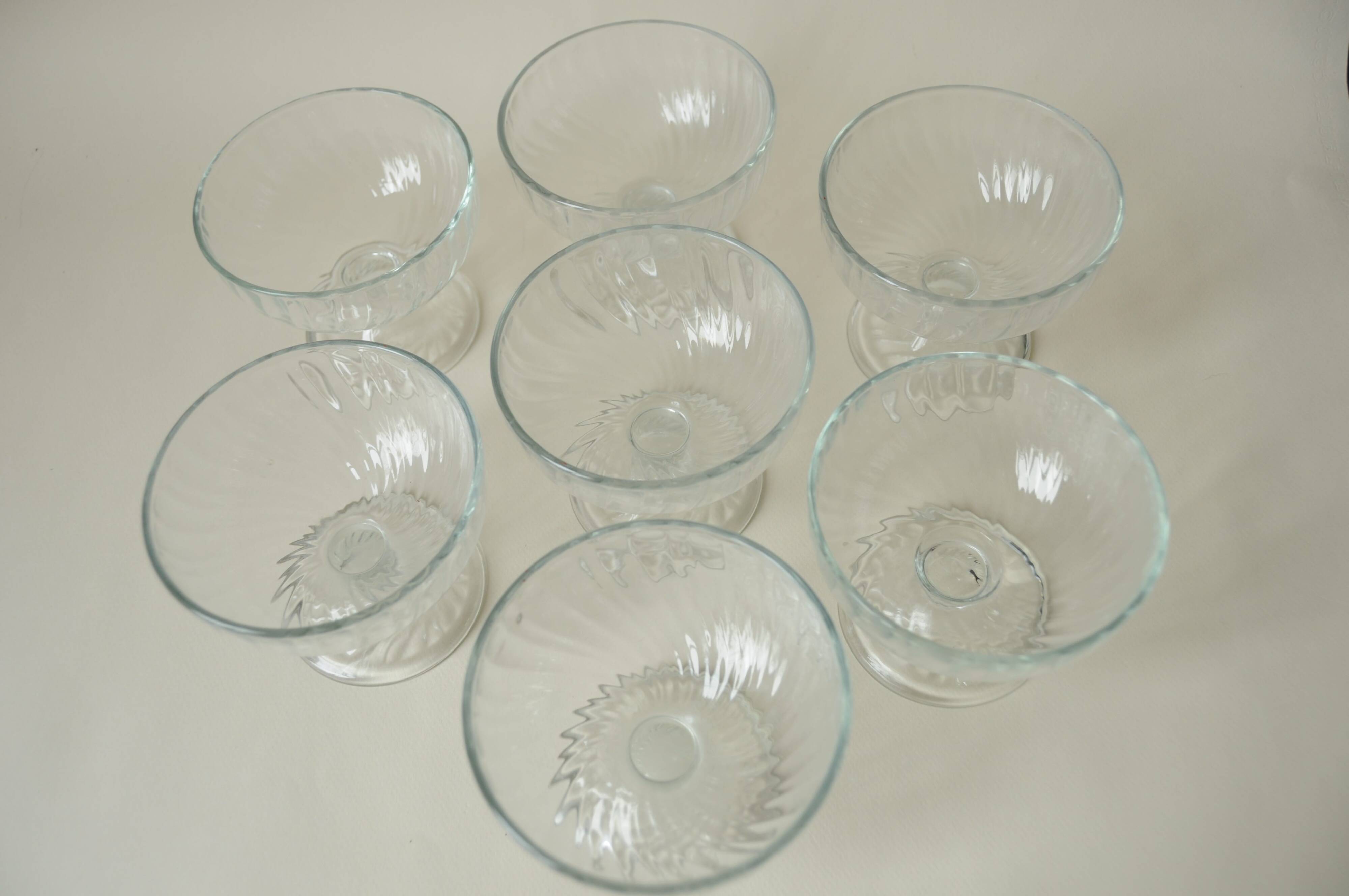 Dessert - fruit - ice cream cups in transparent glass