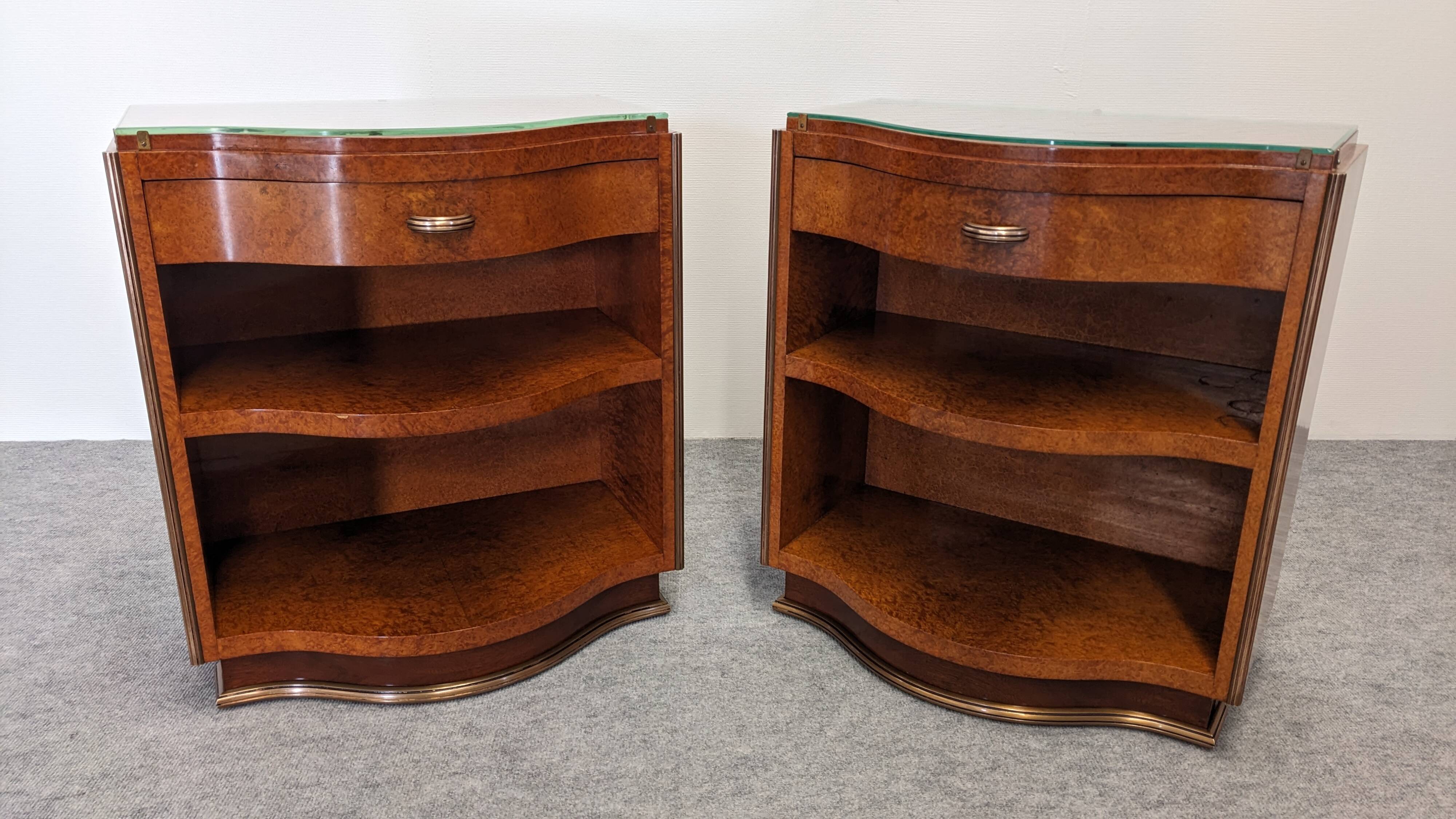 Pair of Art Deco amboyna burl bedside tables circa 1920