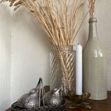 Duo of salt shaker and pepper in the shape of a bird in silver metal and its basket