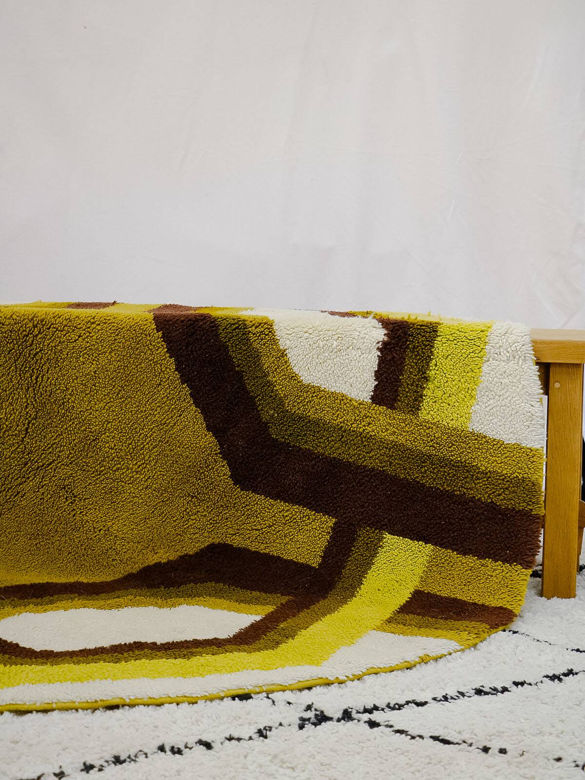 Tapis space age en laine, années 70