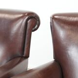 Set of 2 luxury sheepskin armchairs with a timeless look