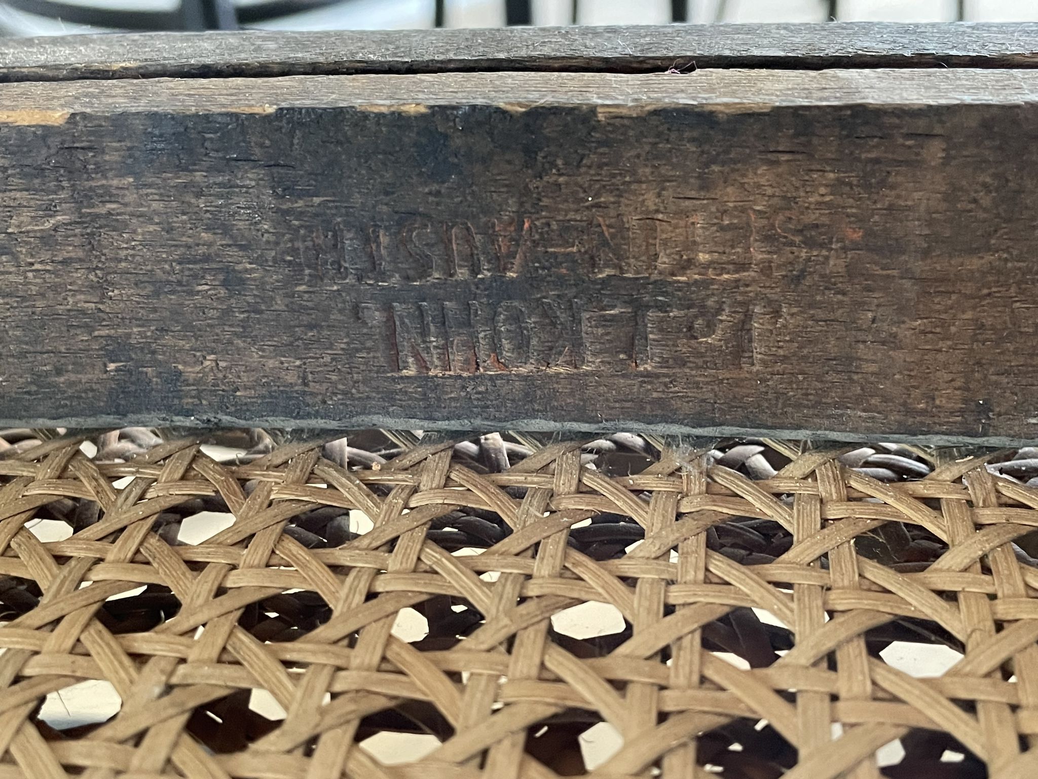 Série de 8 chaises viennoises N.33 de J&J Kohn, 1900