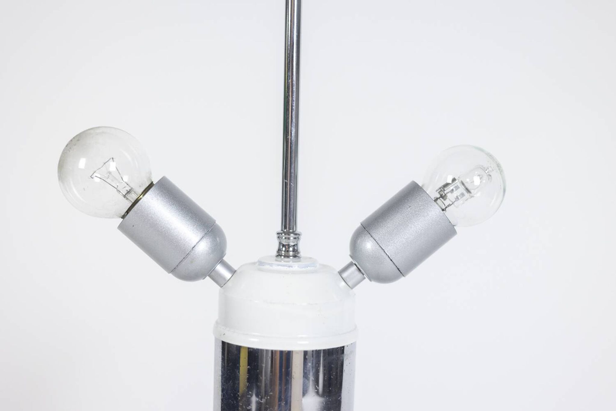 White glass lamp decorated with a brown and yellow spiral, 1970s