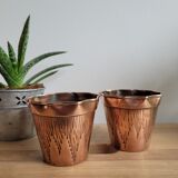 Two copper pots HE Villedieu