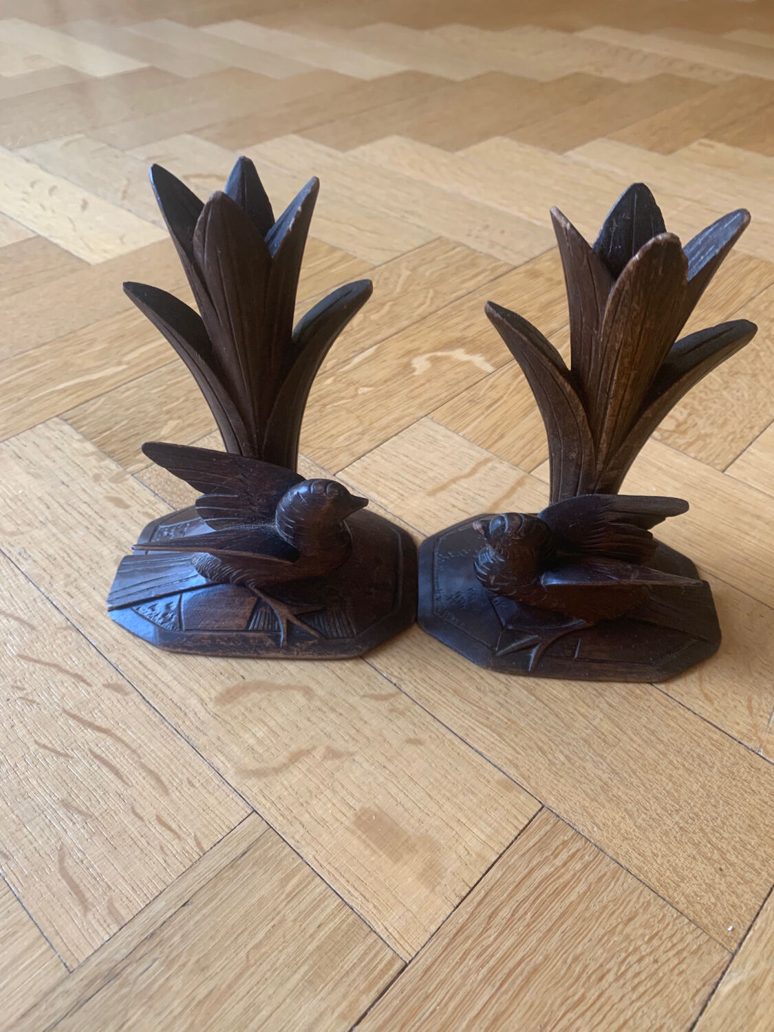 Carved wooden bird candlesticks - Black Forest