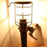 Wandering light industrial workshop