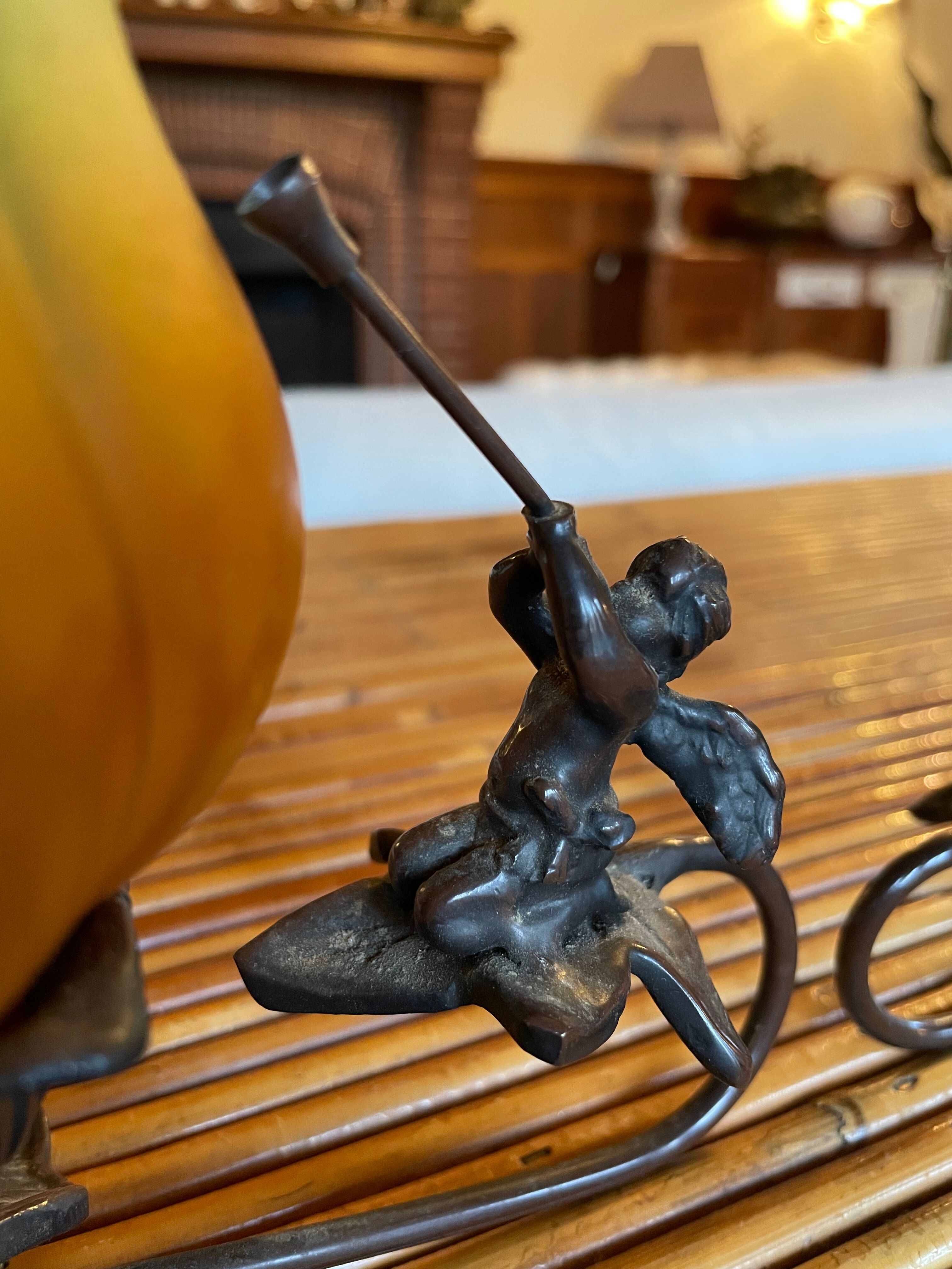 Pair of lamps cherubs bronze vintage glass paste