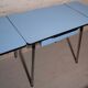 Table formica bleu