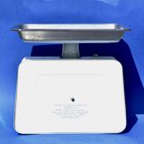 Stube - household scale in white enameled metal - force 10 - model 7000 in its box - 1960.