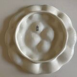 Plat en faïence de Gien blanche 1970