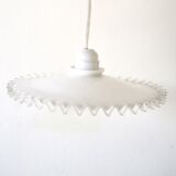 Opaline flower suspension