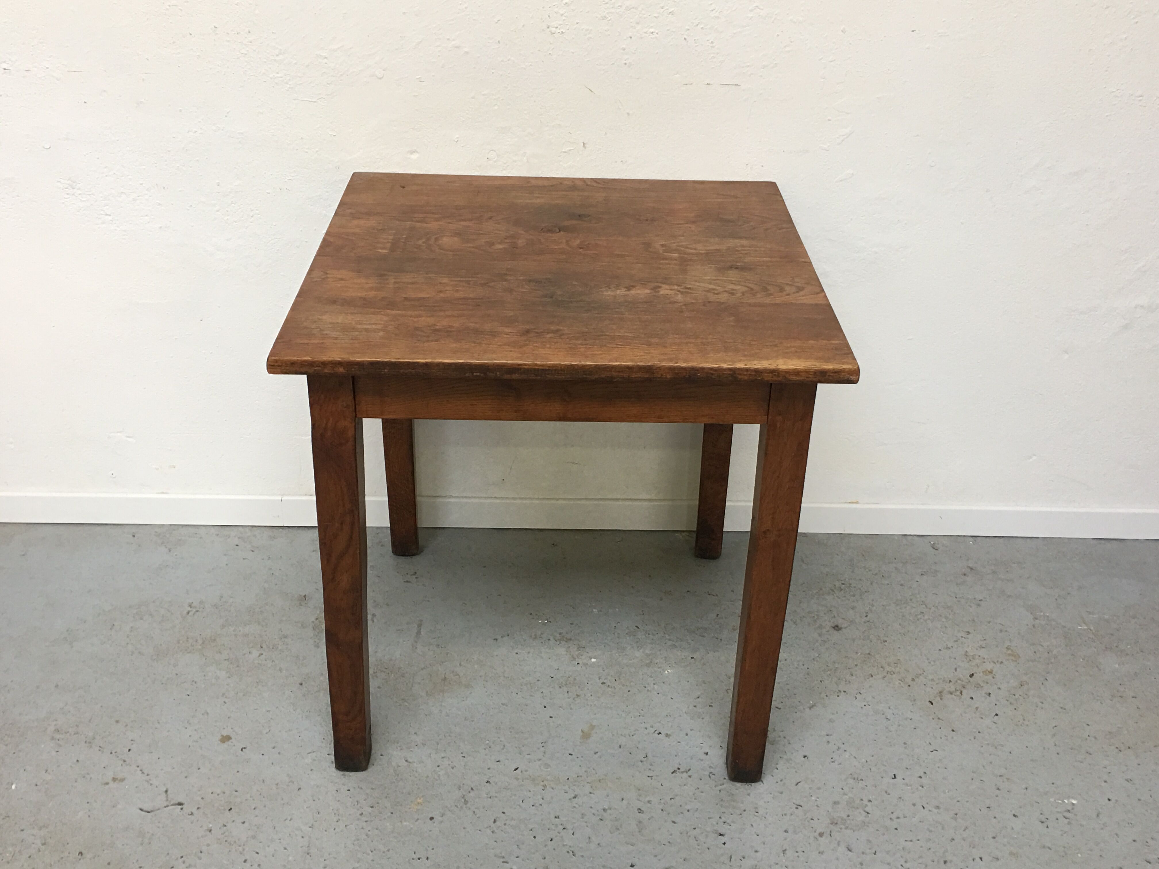 Square bistro table