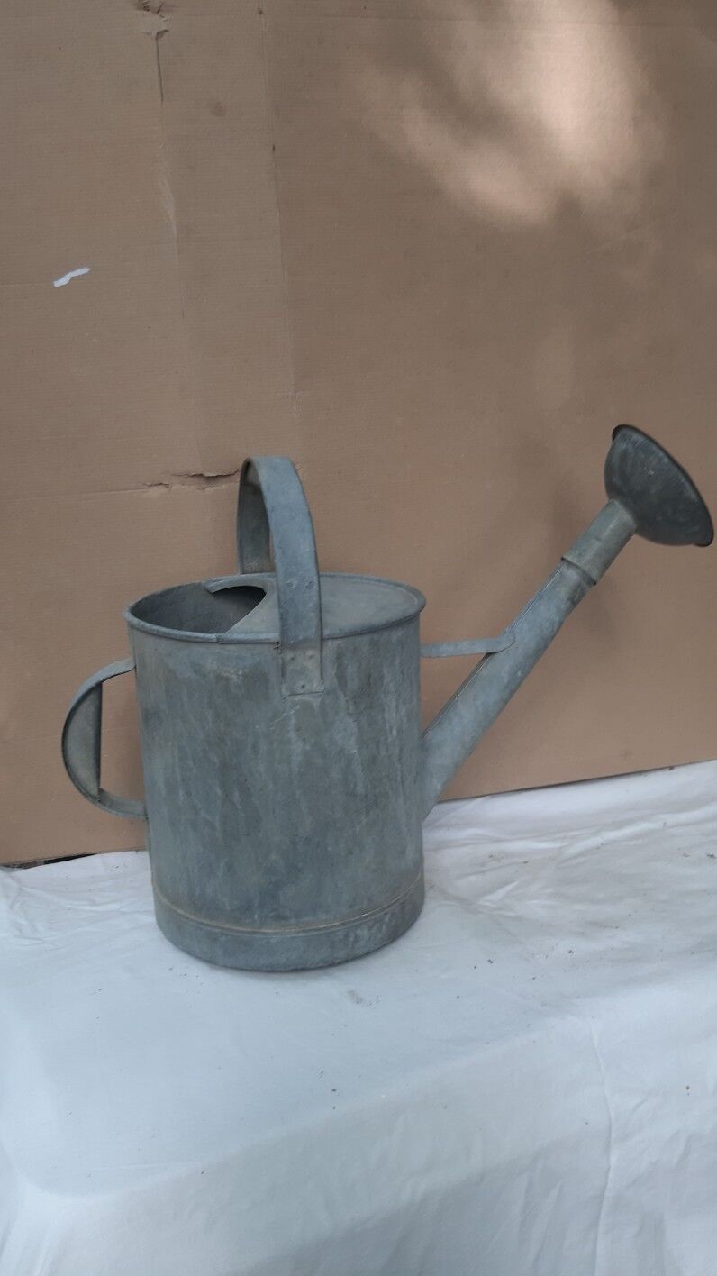 zinc watering can