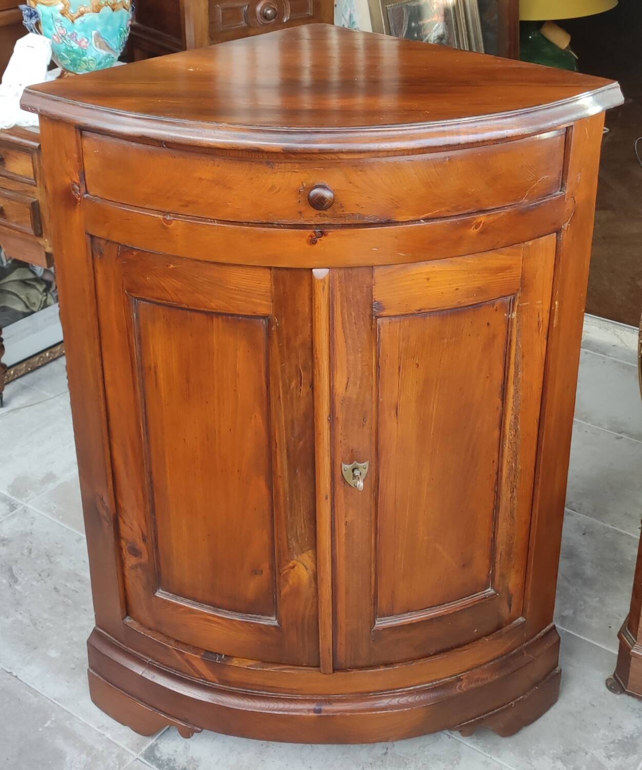 Old corner furniture/old corner