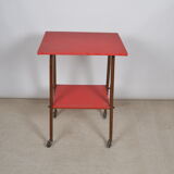 Side table on roulette