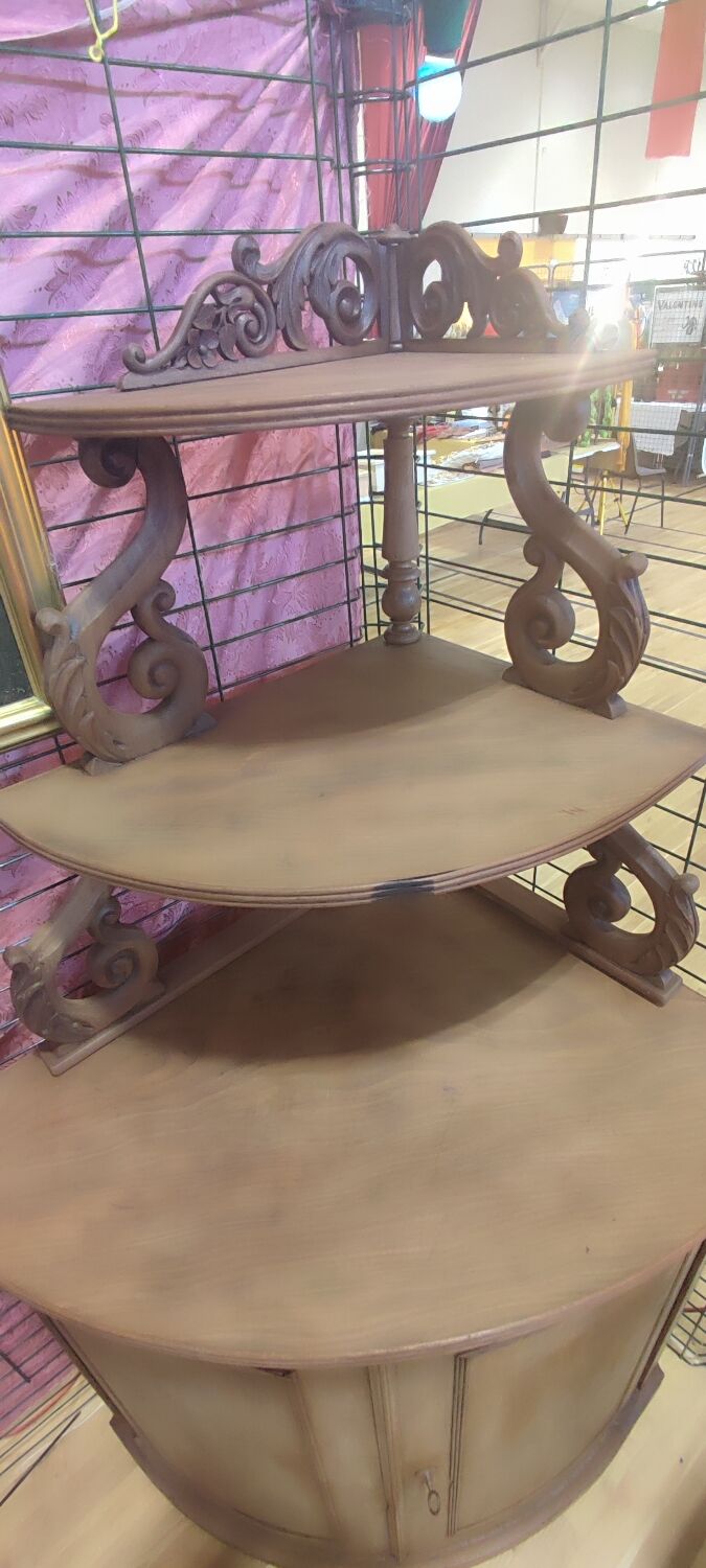 Pickled mahogany veneer neck